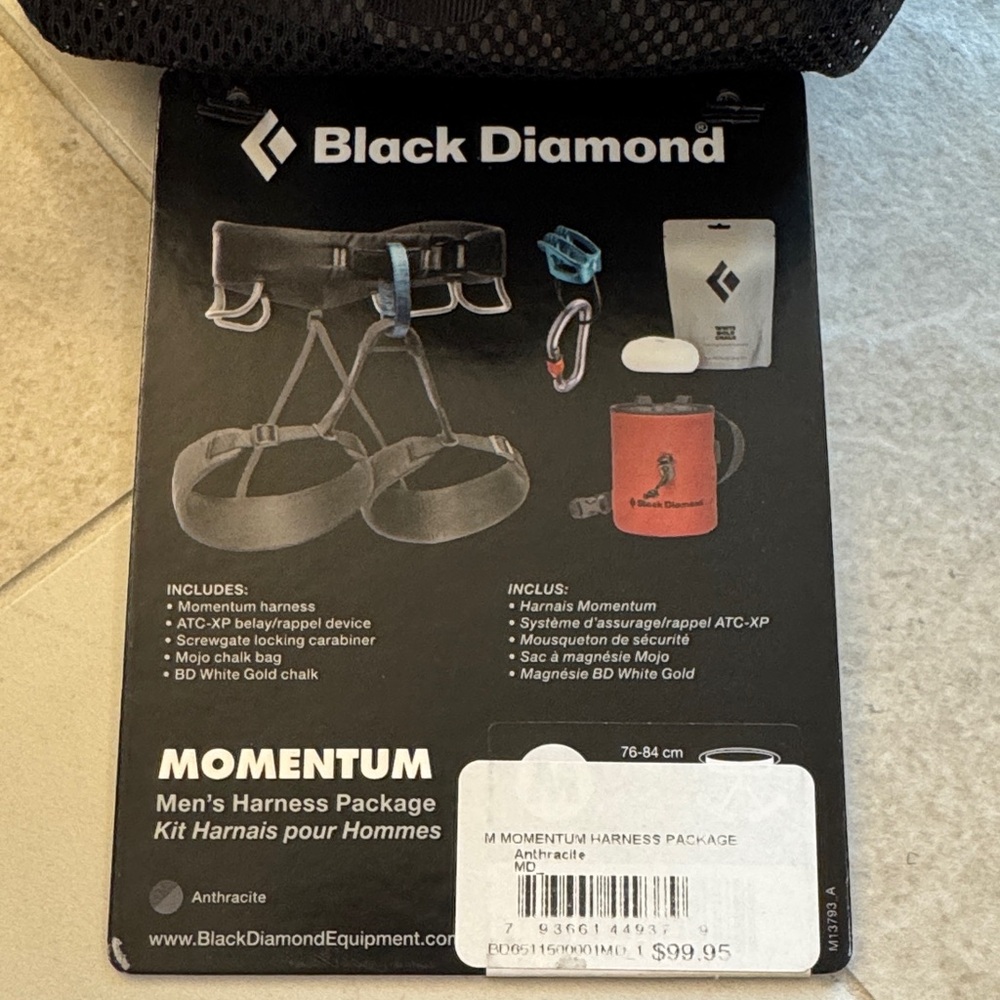 Black Diamond Momentum Harness Set in Anthracite Climbing Accessories